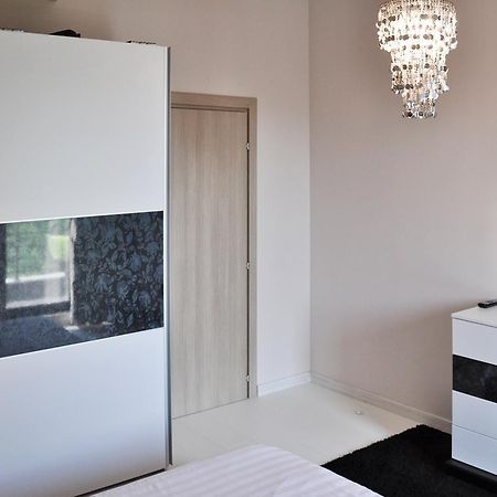 Antos Deluxe Apartment Constanţa Buitenkant foto