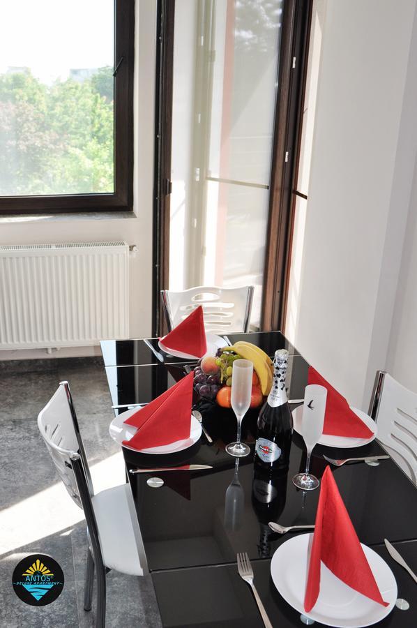 Antos Deluxe Apartment Constanţa Buitenkant foto